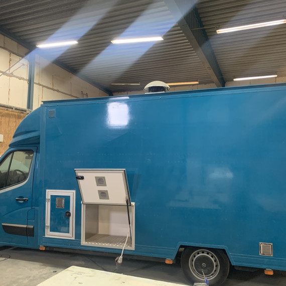 Food Truck Blå Opel