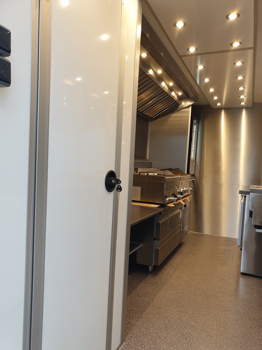 Combi 4500 hamburgare 2024