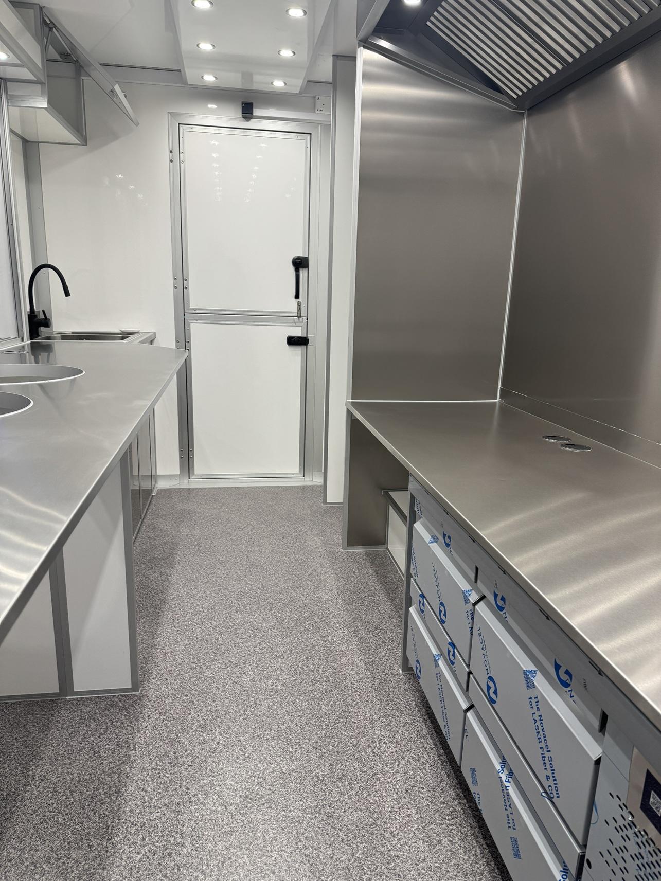 Renault Master Halal Foodtruck