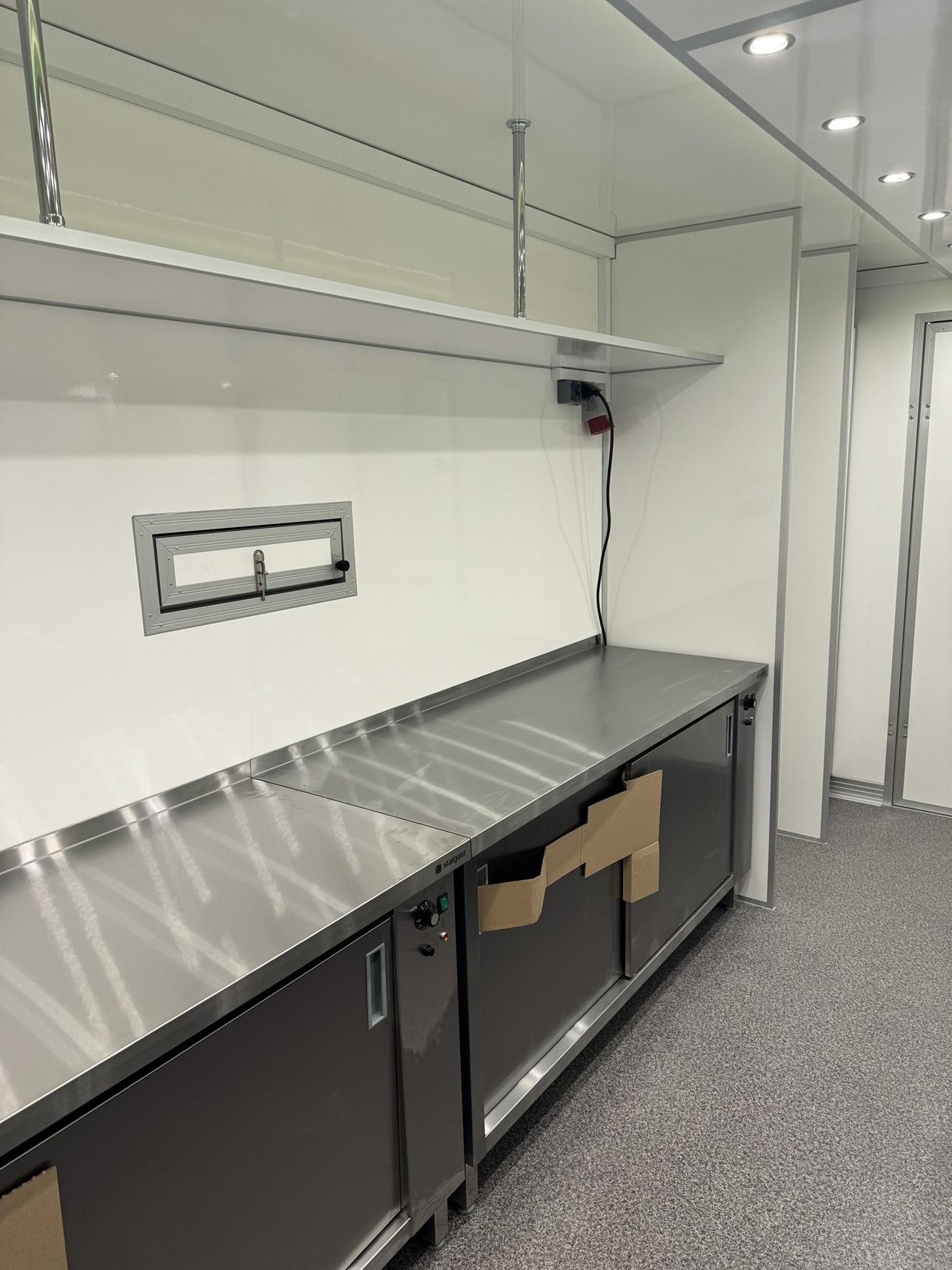 Combi 4500 Dominos